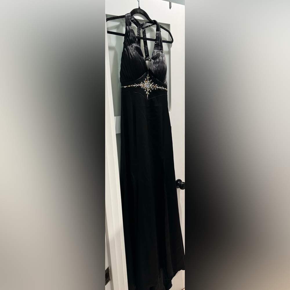 X ite night gown
